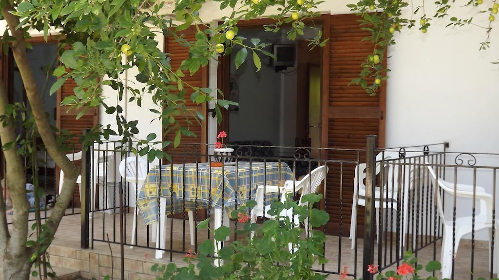 Pefka Studios&Apartments Vourvourou Exterior foto